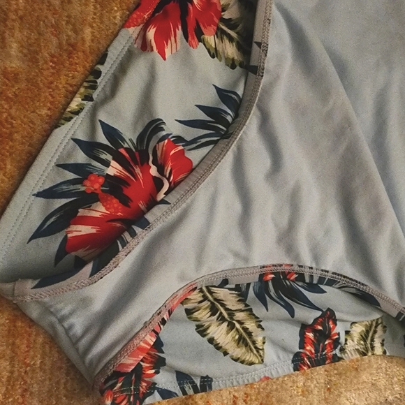 Kona Sol Tropical Floral Crossback One Piece Swimsuit - Picture 8 of 13